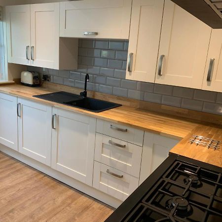 Cottage In The Heart Of Montacute المظهر الخارجي الصورة